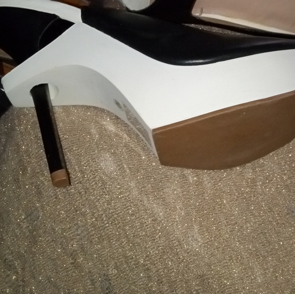 DOLCE VITA DV8 SLING BACKS - Picture 3 of 16